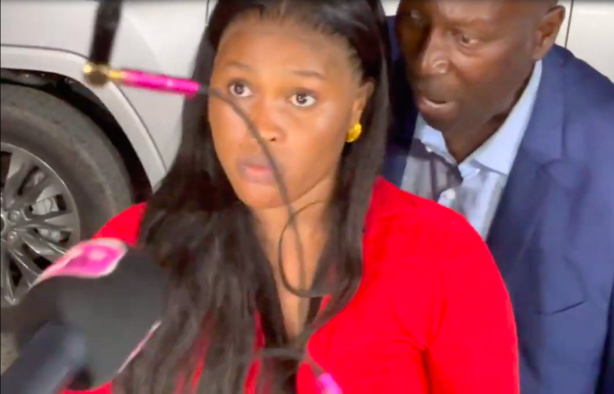 Adji Sarr : "Ousmane Sonko n'est pas courageux" Adji Sarr : "Ousmane Sonko n'est pas courageux"