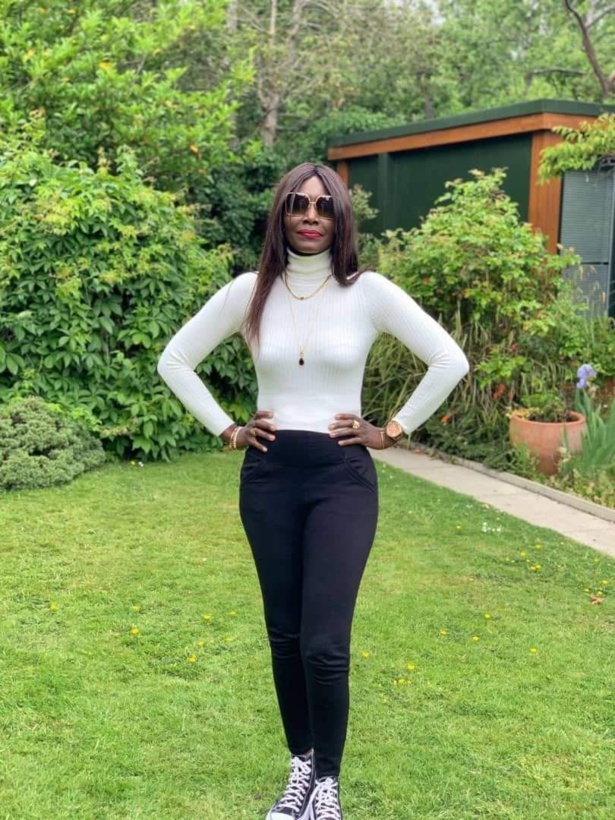 Coumba Gawlo à 50 ans, respire toujours la forme de la jeunesse Coumba Gawlo à 50 ans, respire toujours la forme de la jeunesse