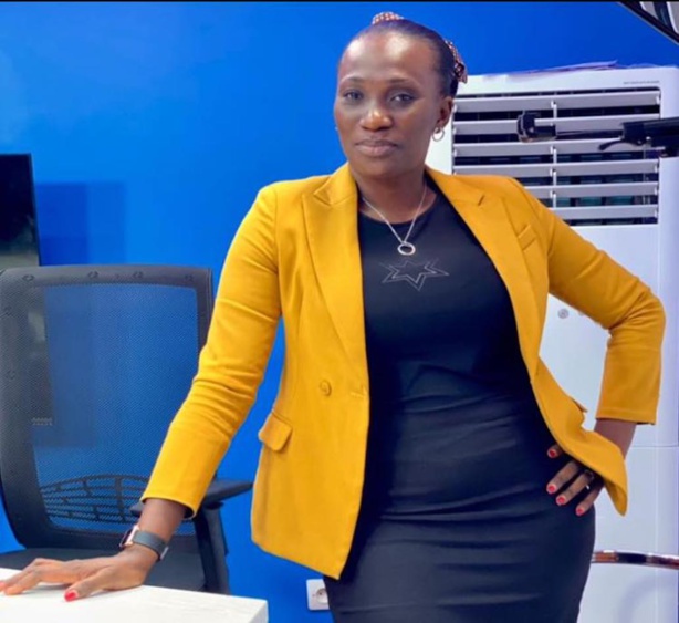 La Journaliste, Philomène Bangoura la reine du JT de 22heures La Journaliste, Philomène Bangoura la reine du JT de 22heures