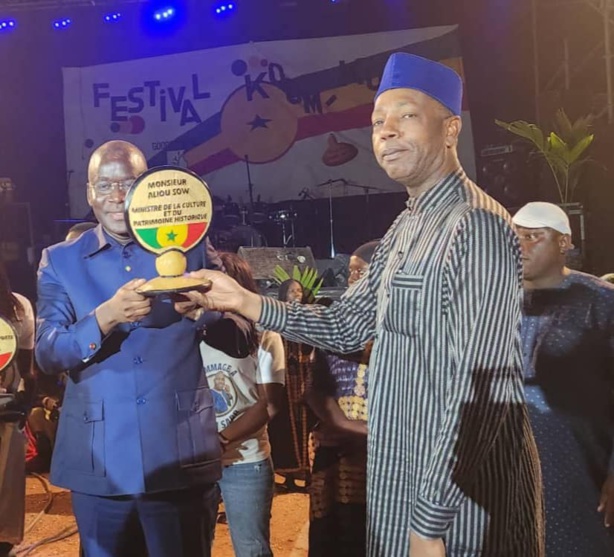 Aliou Sow, ministre de la culture   « L'État va mettre tous les moyens nécessaires pour le renforcement de la culture en Casamance »