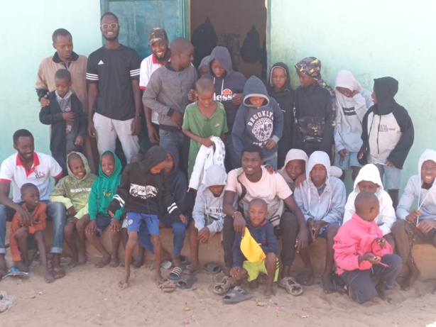 Solidarité et entraide en temps de froid : "Ànd Taxawu Sébikotane" habille 423 talibés