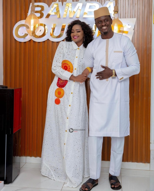 Fama Thioune dans les bras de son Edu Fama Thioune dans les bras de son Edu