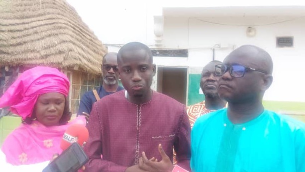 Médina Baye : Des éléments de la police infiltrent et perturbent l’audience que le Khalife a accordée à la CAP Médina Baye : Des éléments de la police infiltrent et perturbent l’audience que le Khalife a accordée à la CAP