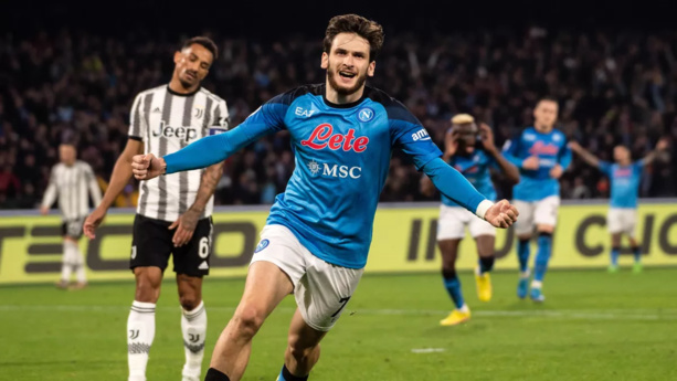 Le Napoli humilie la Juventus Turin et s'envole en tête Le Napoli humilie la Juventus Turin et s'envole en tête