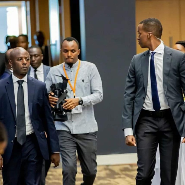 Rwanda : L’un des fils du président Kagame vient d’intégrer la garde Présidentielle Rwanda : L’un des fils du président Kagame vient d’intégrer la garde Présidentielle
