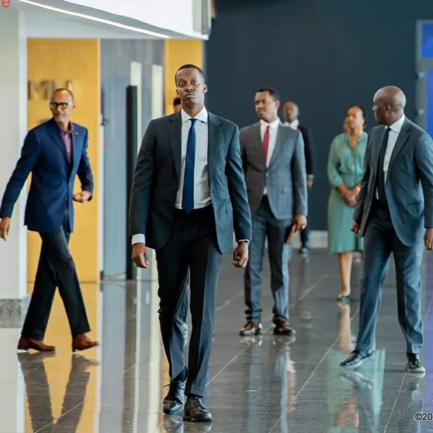 Rwanda : L’un des fils du président Kagame vient d’intégrer la garde Présidentielle Rwanda : L’un des fils du président Kagame vient d’intégrer la garde Présidentielle