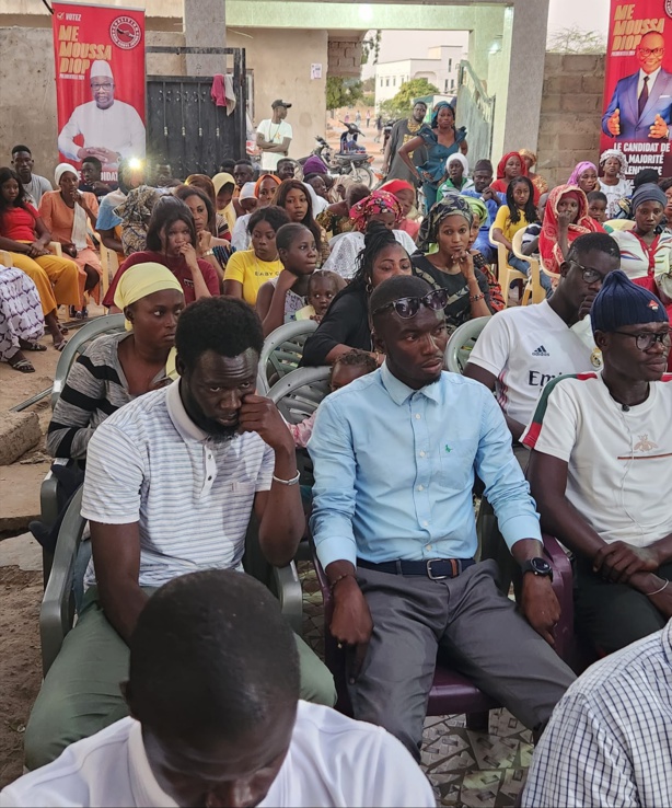Dans le fief Macky, Me Moussa Diop sensibilise les populations sur les conséquences du 3e mandat Dans le fief Macky, Me Moussa Diop sensibilise les populations sur les conséquences du 3e mandat