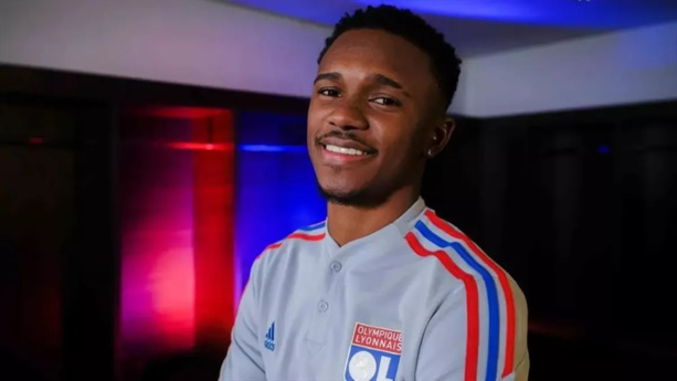 Mercato : le brésilien Jeffinho signe à Lyon pour 10 millions d'Euros Mercato : le brésilien Jeffinho signe à Lyon pour 10 millions d'Euros