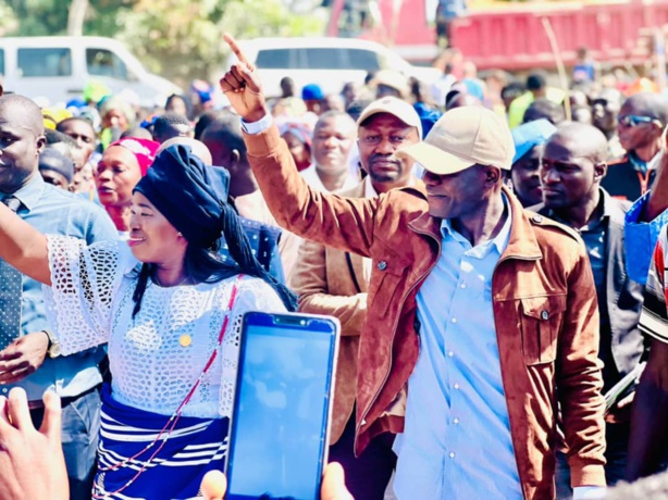 Mega meeting de Benno à Oussouye : Dieynaba Goudiaby et Cie ont réussi leur mobilisation Mega meeting de Benno à Oussouye : Dieynaba Goudiaby et Cie ont réussi leur mobilisation