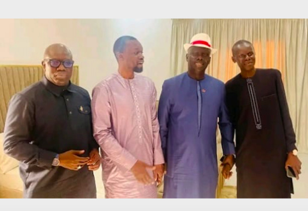 Le blocage du convoi des leaders de YAW levé : Tous les leader sont à Touba avec Sonko Le blocage du convoi des leaders de YAW levé : Tous les leader sont à Touba avec Sonko