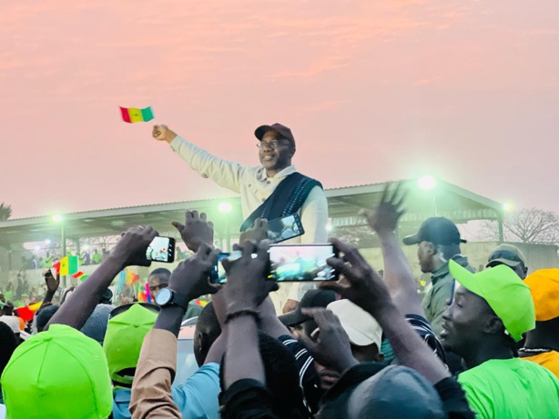 Doudou KA apres sa mobilisation, valide la candidature de Macky et tire sur Sonko :« On ne peut pas confier ce pays à des anarchistes » Doudou KA apres sa mobilisation, valide la candidature de Macky et tire sur Sonko :« On ne peut pas confier ce pays à des anarchistes »