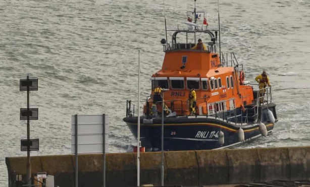 Au moins 73 migrants portés disparus après un naufrage au large de la Libye Au moins 73 migrants portés disparus après un naufrage au large de la Libye