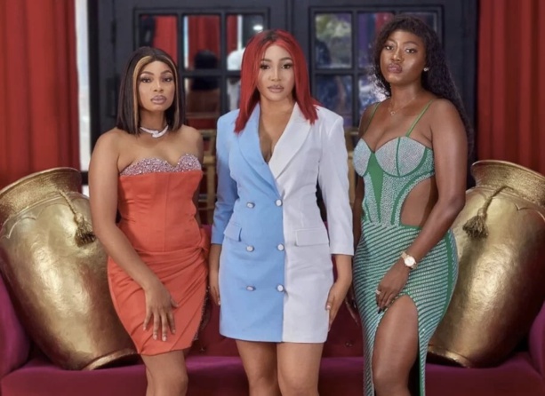 La sublime actrice Syndy Emade et sa team, admirez ces photos La sublime actrice Syndy Emade et sa team, admirez ces photos