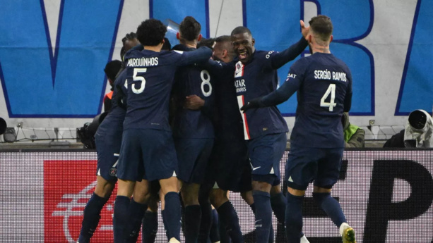 LIGUE 1 : Le PSG surclasse l'OM au Vélodrome (0-4) LIGUE 1 : Le PSG surclasse l'OM au Vélodrome (0-4)