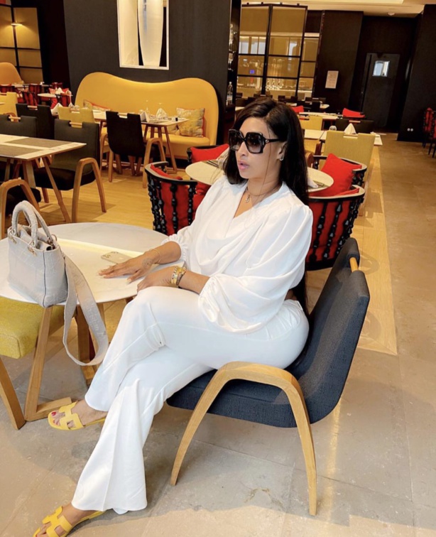 La jet-setteuse Diaba Sora La jet-setteuse Diaba Sora