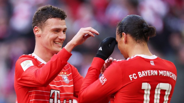 BUNDESLIGA: Le Bayern Munich corrige Augsburg (5-3). BUNDESLIGA: Le Bayern Munich corrige Augsburg (5-3).