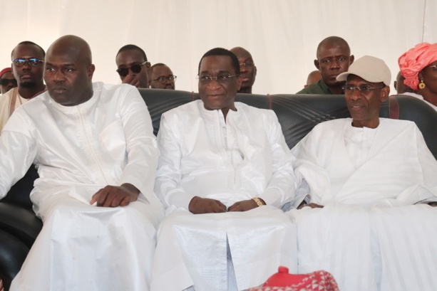 Gamou annuel de Souima : Abdoulaye Daouda Diallo, Mountaga Sy et d'autres ténors de Podor en attraction... Gamou annuel de Souima : Abdoulaye Daouda Diallo, Mountaga Sy et d'autres ténors de Podor en attraction...