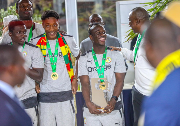 U-20 : Ce que le gouvernement Sénégalais a décidé d'octroyer aux joueurs... U-20 : Ce que le gouvernement Sénégalais a décidé d'octroyer aux joueurs...
