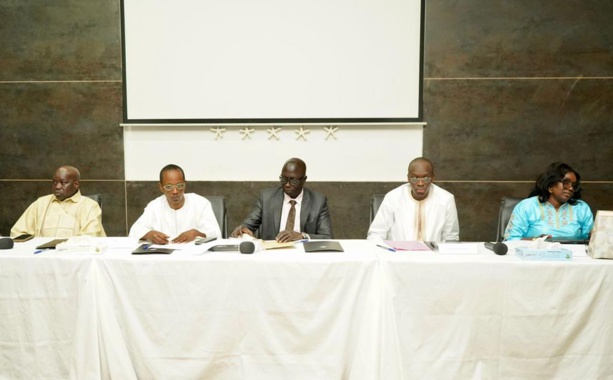 AVIATION CIVILE NATIONALE : Les acteurs de la plateforme aéroportuaire se concertent à Saly AVIATION CIVILE NATIONALE : Les acteurs de la plateforme aéroportuaire se concertent à Saly