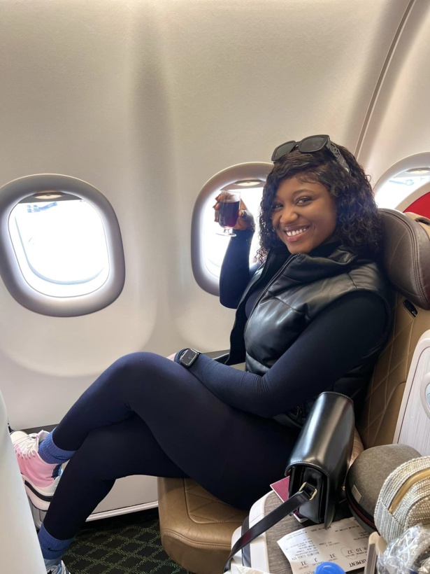 L'artiste Mia Guiss de retour à Dakar L'artiste Mia Guiss de retour à Dakar