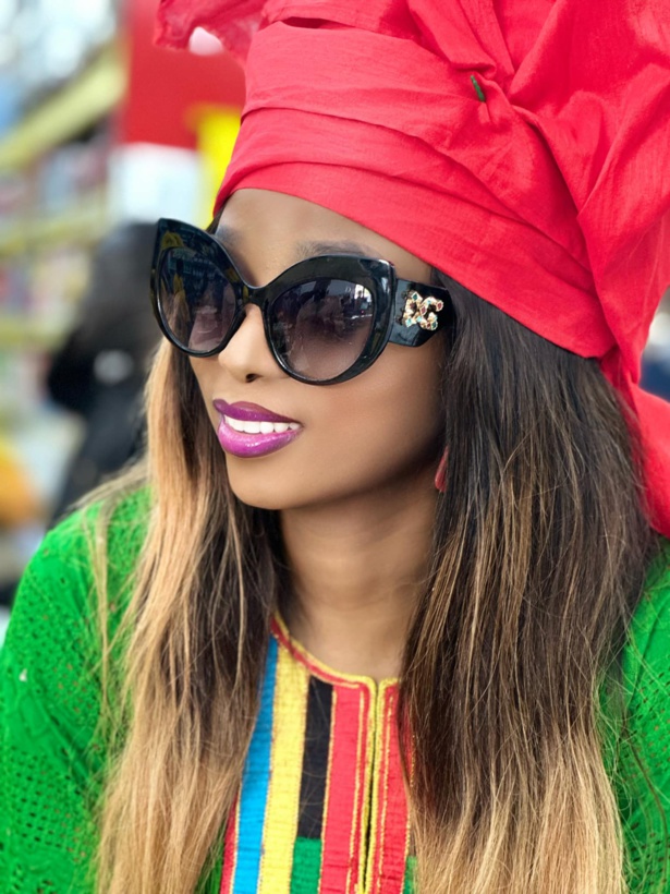 Adiouza Diallo très 'fine" Adiouza Diallo très 'fine"