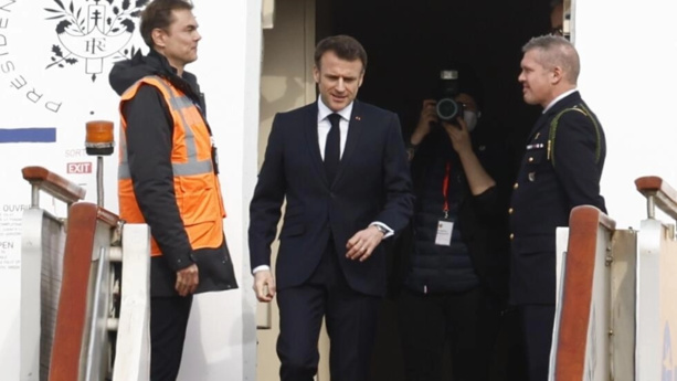 « Quiconque aiderait l’agresseur se mettrait dans la situation d’être complice d’une infraction au droit international », prévient Macron « Quiconque aiderait l’agresseur se mettrait dans la situation d’être complice d’une infraction au droit international », prévient Macron