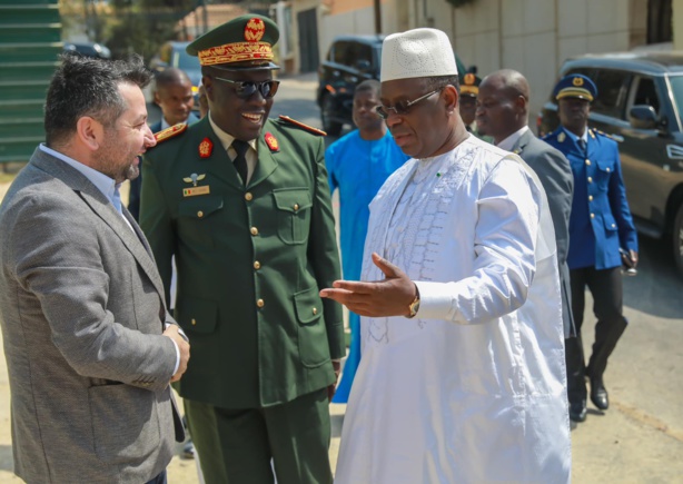 Polyclinique de l’hôpital Principal : Macky Sall a visité le chantier Polyclinique de l’hôpital Principal : Macky Sall a visité le chantier