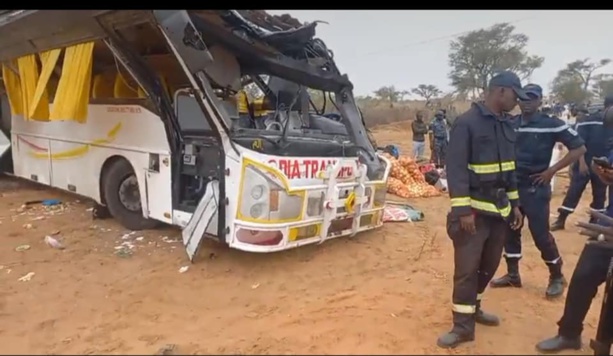 Accident à Louga : Un bus se renverse 5 morts et 33 blessés