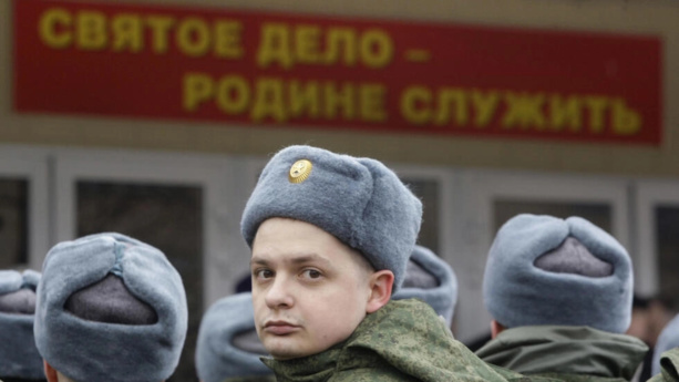 Avec la mobilisation par voie électronique, il sera difficile d'échapper à l'armée en Russie