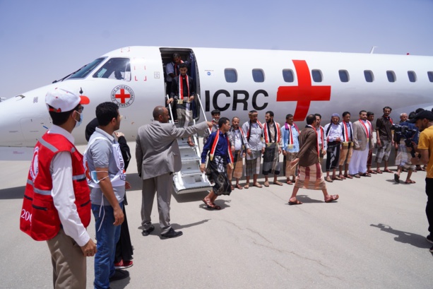 Yémen: gouvernement et rebelles achèvent un important échange de prisonniers Yémen: gouvernement et rebelles achèvent un important échange de prisonniers