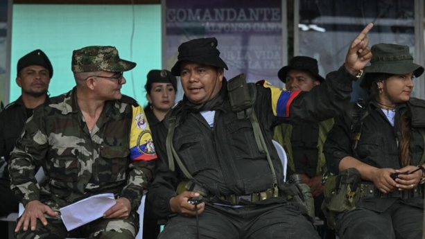 Colombie : la dissidence des FARC "prête" à négocier la paix