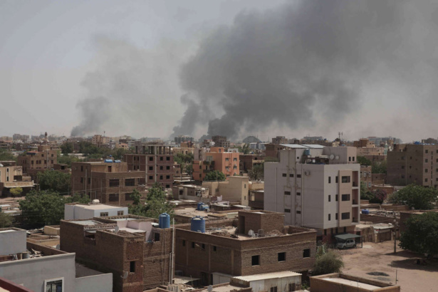 Soudan : Plus de 190 morts, un convoi diplomatique américain touché par des tirs