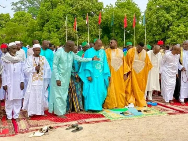 Sindian : Les khalifes Jumeaux ont prié pour un Sénégal de paix