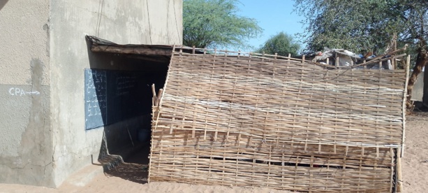 Fatick : l'école primaire de Ngangarlam sous abri provisoire Fatick : l'école primaire de Ngangarlam sous abri provisoire