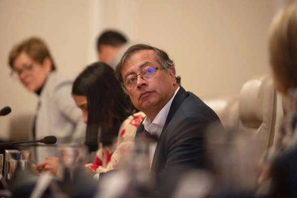 Colombie: le président Gustavo Petro limoge sept de ses ministres