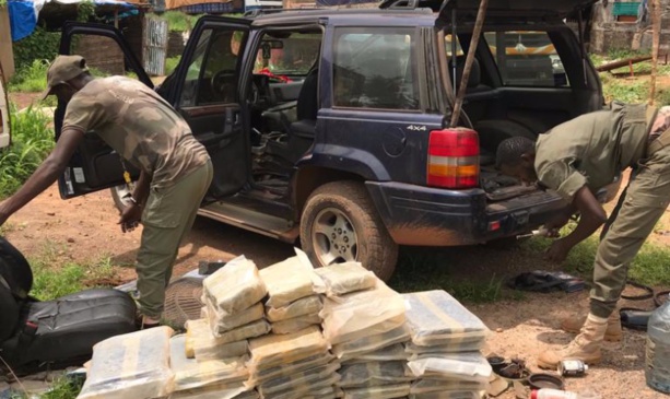 Saisie de 5 kg de cocaïne à Karang: L'origine des trafiquants connue Saisie de 5 kg de cocaïne à Karang: L'origine des trafiquants connue