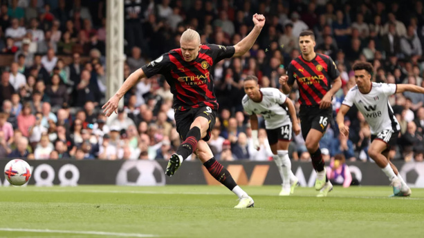 PREMIER LEAGUE : Manchester City bat Fulham (1-2) PREMIER LEAGUE : Manchester City bat Fulham (1-2)