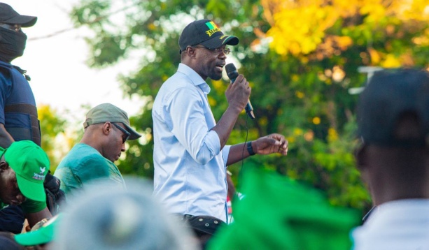 Barthélémy Dias : "J'ai invité Ousmane Sonko au forum mondial mais il a refusé de venir" Barthélémy Dias : "J'ai invité Ousmane Sonko au forum mondial mais il a refusé de venir"