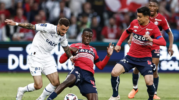 LIGUE 1 : LILLE freine l'OM (2-1) LIGUE 1 : LILLE freine l'OM (2-1)