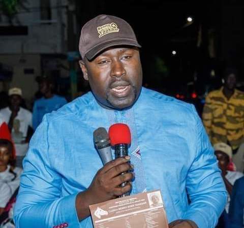 « Si le Président Macky Sall renonce à un second quinquennat en 2024, nous allons l’ester en justice », prévient Nourou Niang, responsable politique APR à Grand-Yoff « Si le Président Macky Sall renonce à un second quinquennat en 2024, nous allons l’ester en justice », prévient Nourou Niang, responsable politique APR à Grand-Yoff