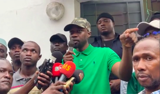 Ousmane Sonko : « Le combat final se passera à Dakar. Soit, Macky Sall recule, soit on le déloge du palais » Ousmane Sonko : « Le combat final se passera à Dakar. Soit, Macky Sall recule, soit on le déloge du palais »