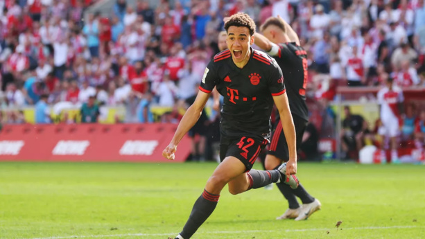 Le Bayern Munich arrache sa 33e Bundesliga ! Le Bayern Munich arrache sa 33e Bundesliga !