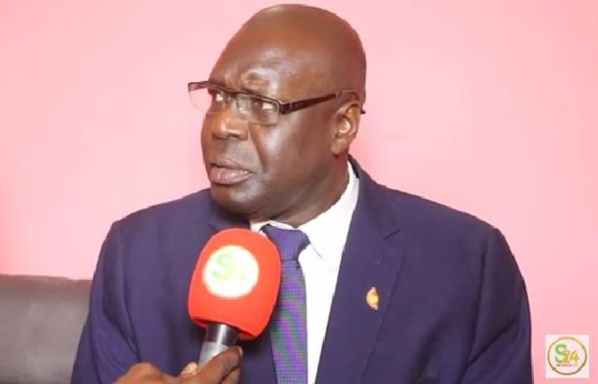 Fermeture des consulats : "Une mesure totalitaire et suicidaire envers la Diaspora", selon Boubacar SEYE Fermeture des consulats : "Une mesure totalitaire et suicidaire envers la Diaspora", selon Boubacar SEYE