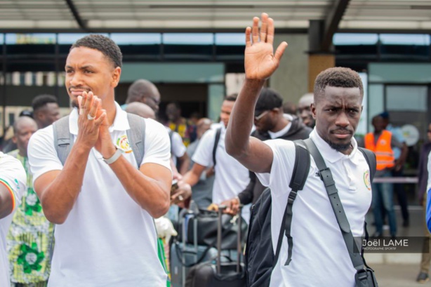 Coupe d’Afrique 2024 : Les lions du Sénégal accueillis à leur arrivée au Benin Coupe d’Afrique 2024 : Les lions du Sénégal accueillis à leur arrivée au Benin