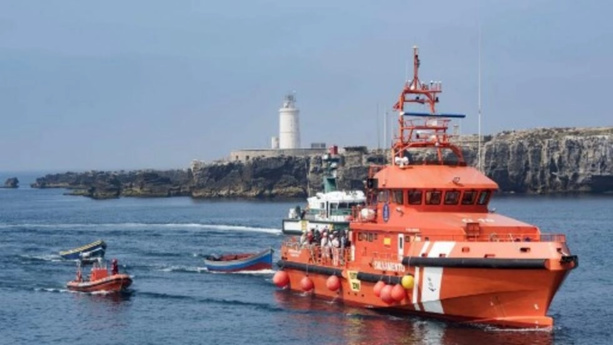 Espagne: 86 migrants secourus au large des Canaries Espagne: 86 migrants secourus au large des Canaries