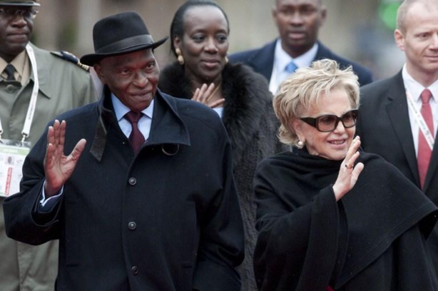 Me Wade de retour à Dakar avec son épouse, Viviane Me Wade de retour à Dakar avec son épouse, Viviane