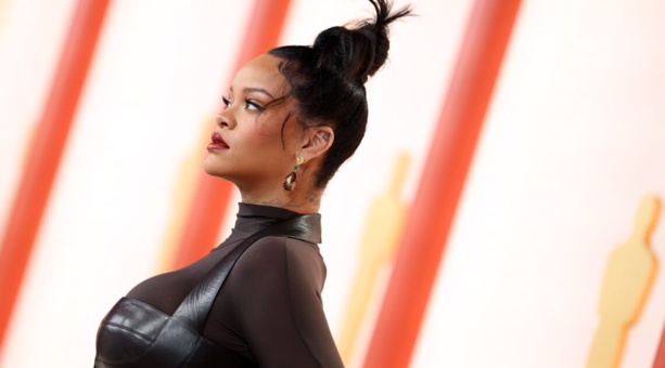 Rihana, la tendance du total look denim Rihana, la tendance du total look denim