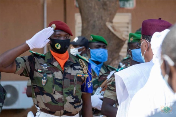 Niger: Bazoum finalement retenu par la garde présidentielle 
