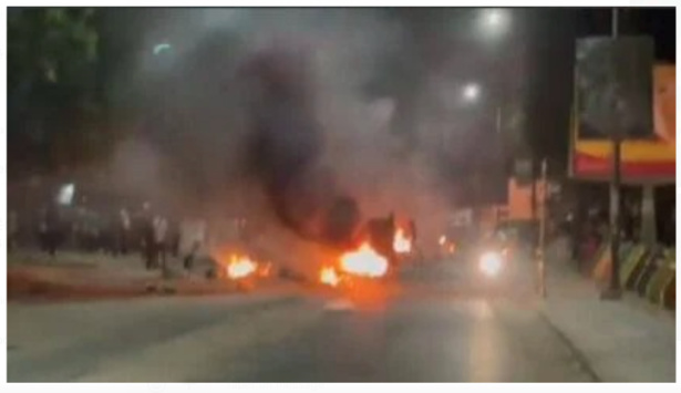 Arrestation de Sonko : Des débuts d'affrontements entre militants de l'opposition et FDS Arrestation de Sonko : Des débuts d'affrontements entre militants de l'opposition et FDS