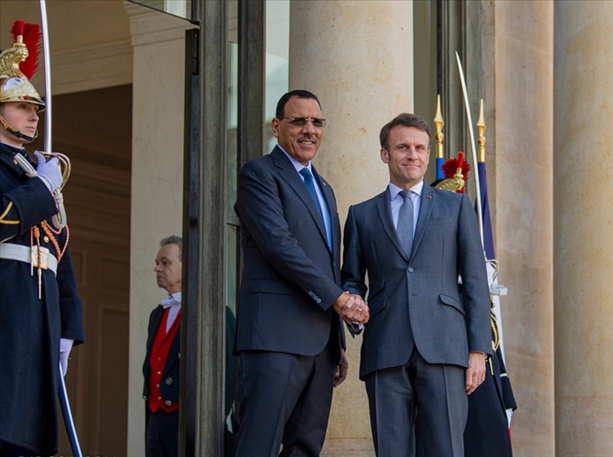 Bazoum reste « le seul Président du Niger » (Proche Macron)